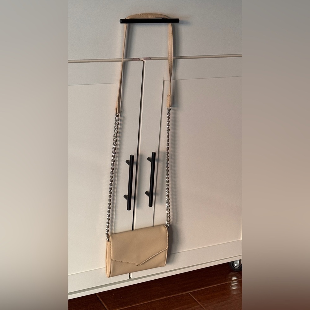 Forever 21 Black and Beige Crossbody Bag